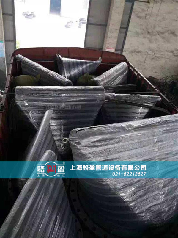 大批量法蘭式<a href=http://www.sweetlilcharms.com/ target=_blank class=infotextkey><a href=http://www.sweetlilcharms.com target=_blank class=infotextkey>鴨嘴閥</a></a>發(fā)貨現(xiàn)場(chǎng)